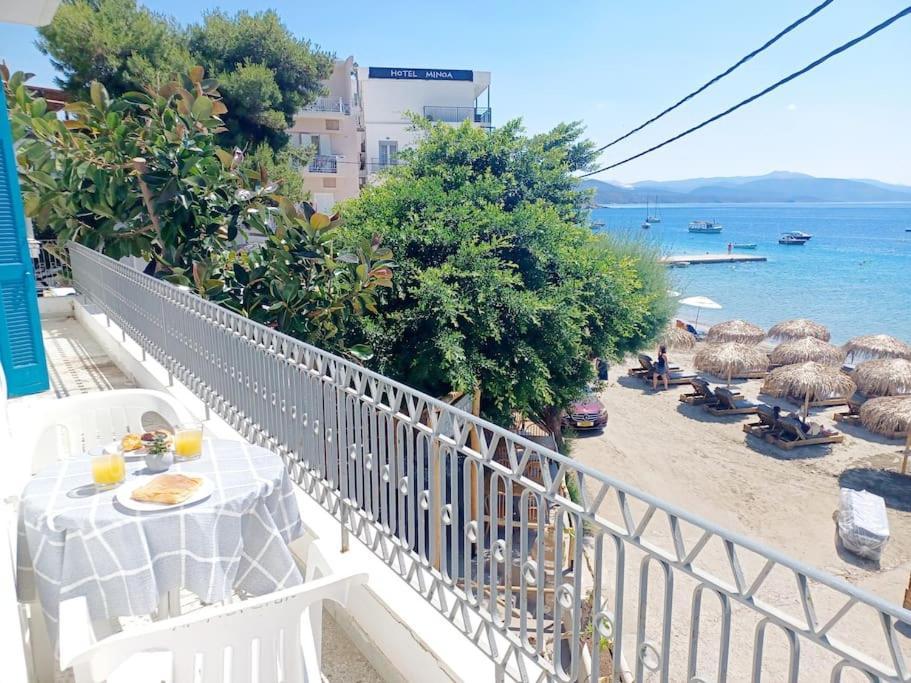 Big Apartment On The Beach Tolón Dış mekan fotoğraf